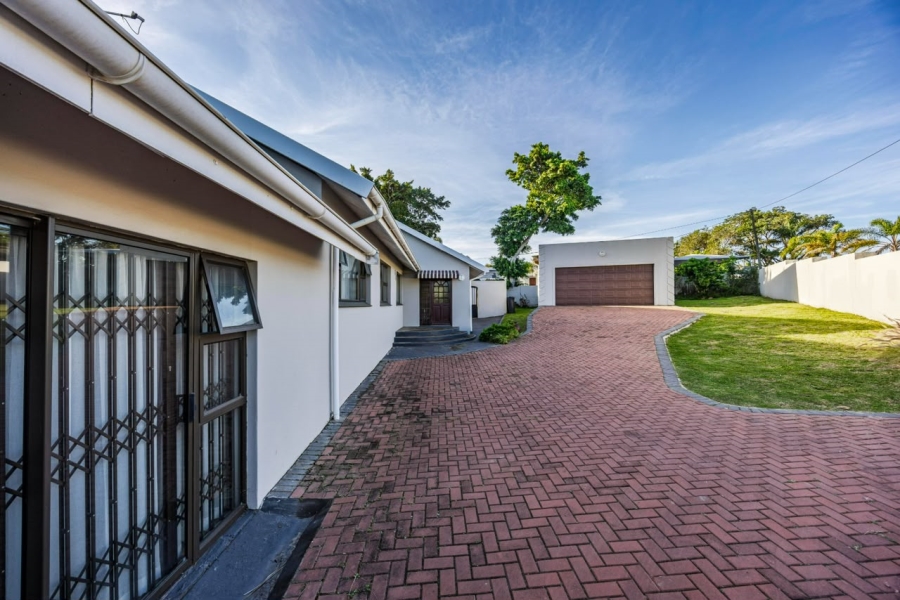 4 Bedroom Property for Sale in Beacon Bay Eastern Cape